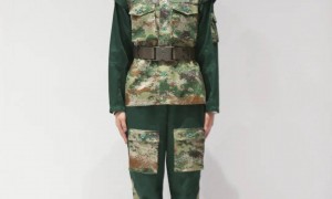 272万网友选出“最丑”新生军训服？校招生办回应